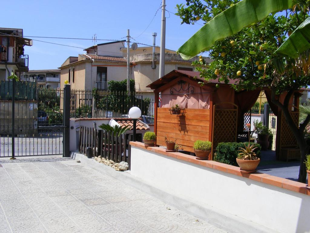 B&B Terra Del Sole San Leone Exterior photo